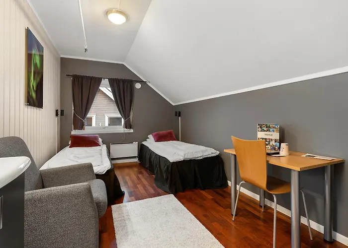 Hotell First Backpack 3*