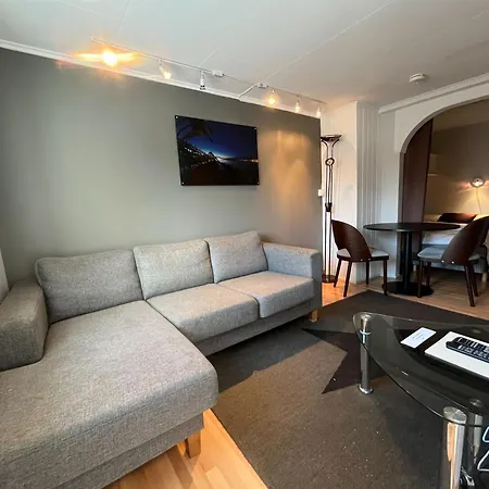 Отель Enter Backpack Тромсё