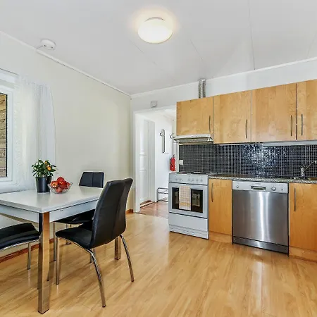 Enter Backpack Hotel 3*