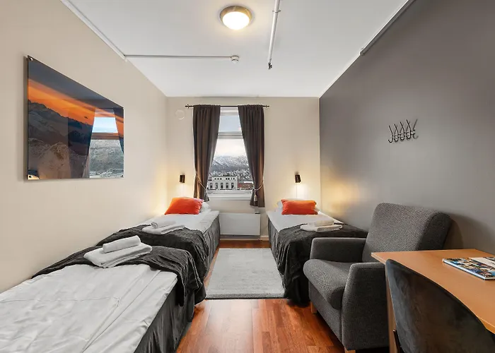 Enter Backpack Hotell 3*